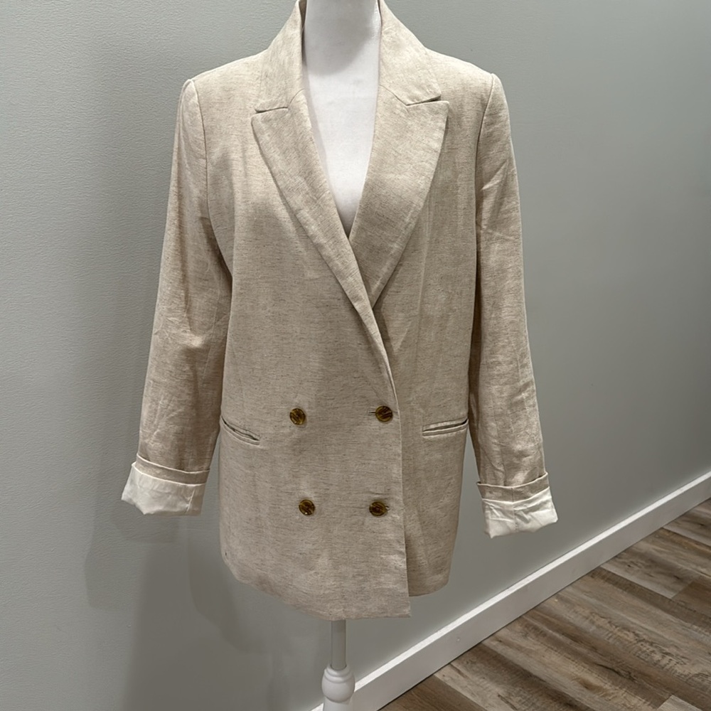 Banana Republic double breasted linen blazer in a natural color